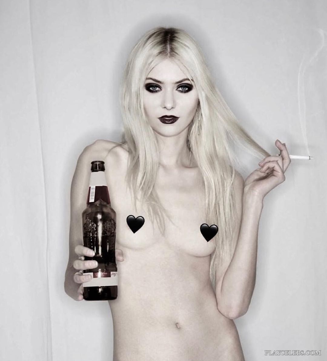 Taylor momsen nude photoshoot