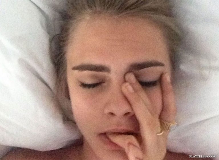 Read more about the article Cara Delevingne Leaked Nude Pussy Selfie Thefappening Pictures