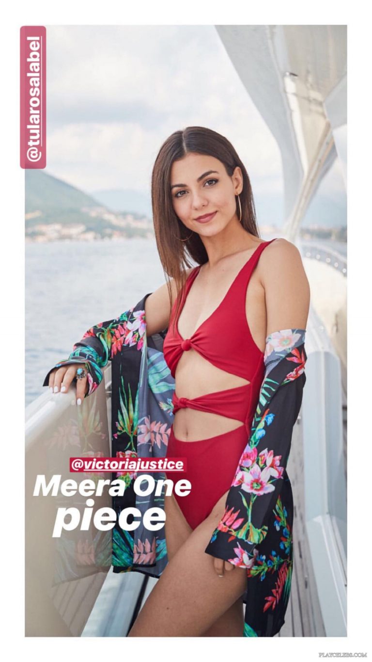 Read more about the article Victoria Justice Teasing In Sexy Red Bikini On A Yacht