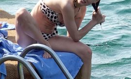 Phoebe Tonkin Caught By Paparazzi In Sexy Bikini