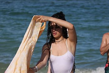 Camila Cabello nude