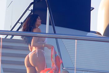 Kylie Jenner Naked