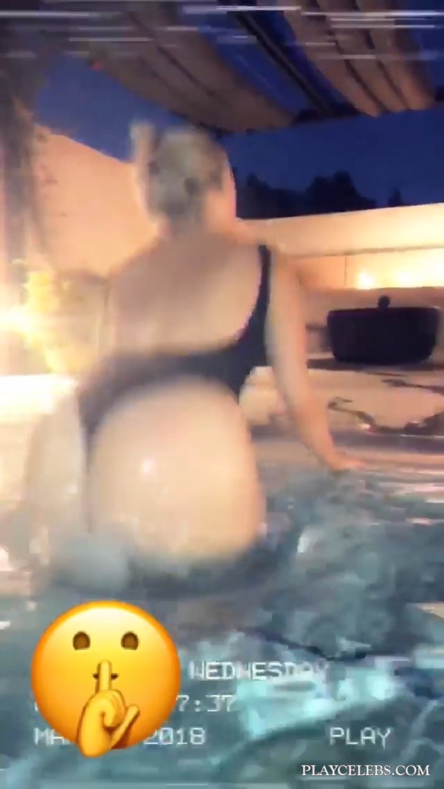 Bebe Rexha Ass Nude