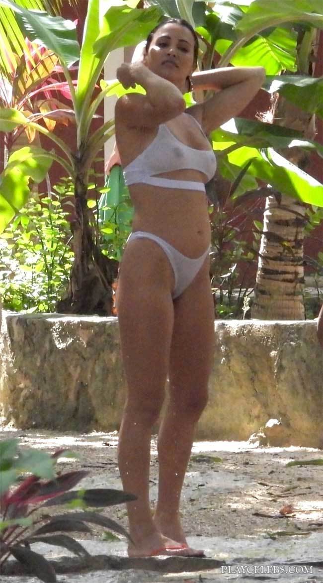 Lily allen bikini