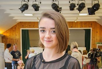 Mount And Blade: Private Maisie Williams Photos Leaked Online