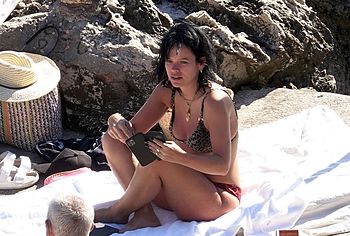 Lily Allen topless
