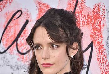 Stacy Martin tits