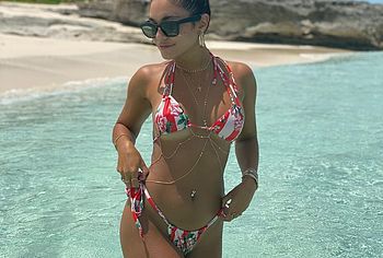 Vanessa Hudgens bikini