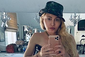 Madonna leaked nude selfie