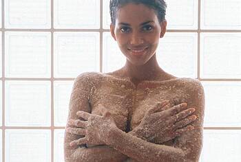 Halle Berry tits naked