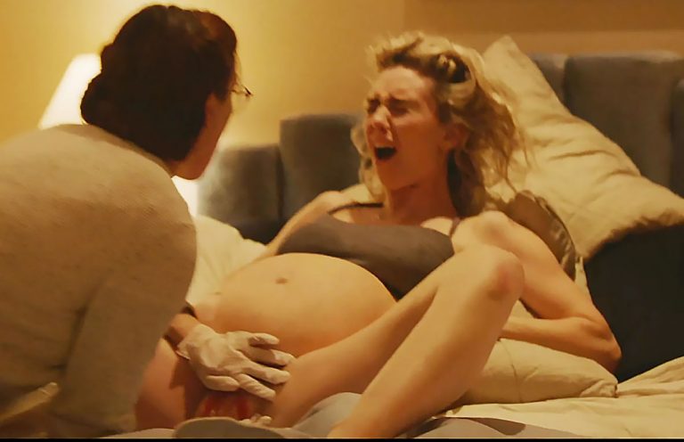 Read more about the article Vanessa Kirby Nude & Pregnant In Pieces of a Woman