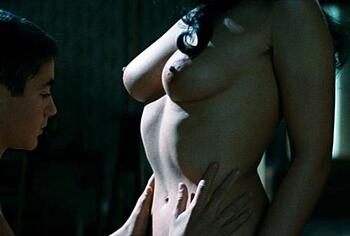 Monica Bellucci tits naked