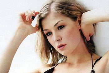 Rosamund Pike thefappening