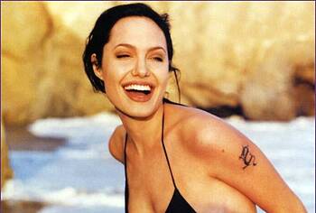 Angelina Jolie nipslip