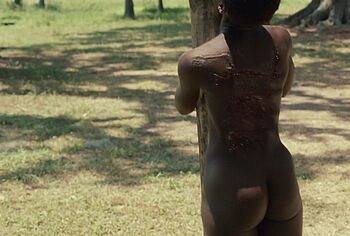 Lupita Nyongo ass nude