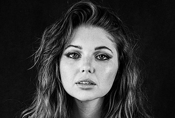 Samantha Hanratty nude photos