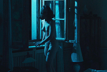 Paula Beer nude and sex collection