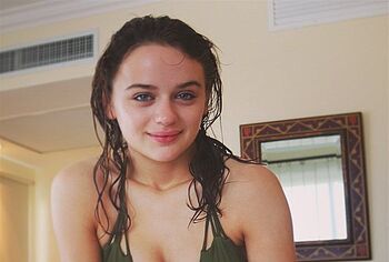 Joey King boobs