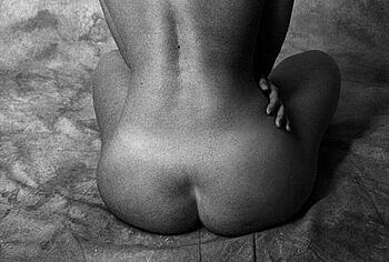 Iskra Lawrence Nude And Bikini Photos