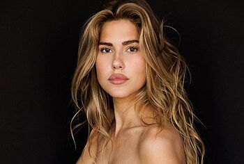 Kara Del Toro Nude And Hot Lingerie Photos