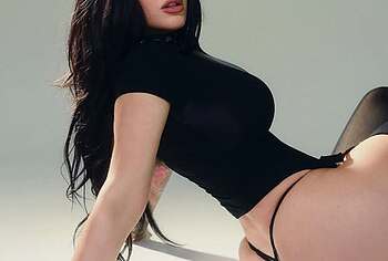 Megan Fox Bare Butt And Naughty Posing Pics