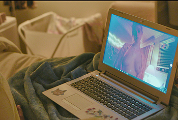 Elle Fanning Nude Sex in Margos Got Money Troubles