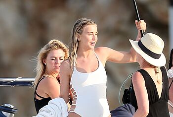 Julianne Hough Nude And Nip Slip Photos