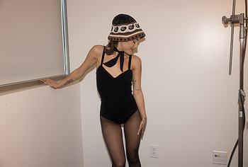 Ariana Grande Nude And NipSlip Photos