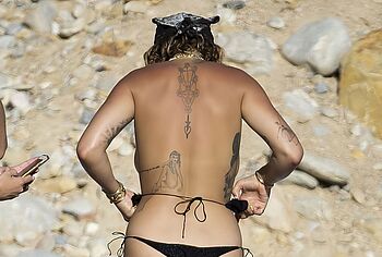 Rita Ora Nude And Upskirt Photos