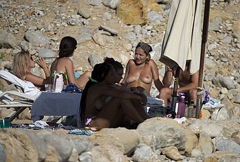 Rita Ora Nude And Upskirt Photos