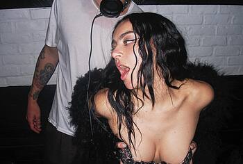 Charli XCX Leaked Nude And Naughty Photos