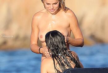 Brooks Nader Topless And Pussy Upskirt Photos