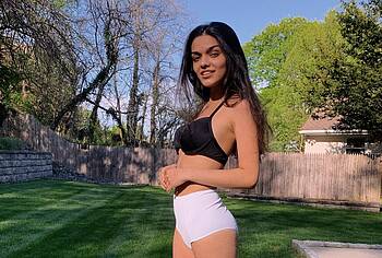 Rachel Zegler Nude Topless And Bikini Photos