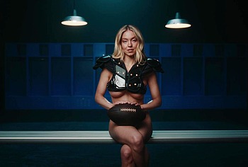Sydney Sweeney Nude And Naughty Furore Photos