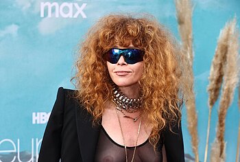 Natasha Lyonne Nude And See Through Photos