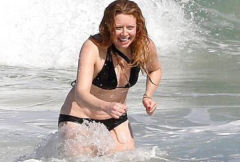 Natasha Lyonne Nude And See Through Photos