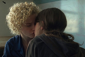 Julia Garner Nude And Lingerie Photos