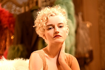 Julia Garner Nude And Lingerie Photos