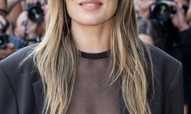 Olivia Wilde Nipple Slip And Topless Photos